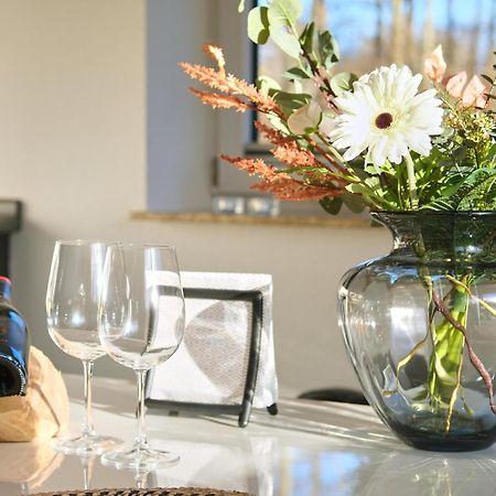 Ferienwohnung "Gilde" Hyggelig Mit Blick Ins Gruene Glücksburg Dış mekan fotoğraf
